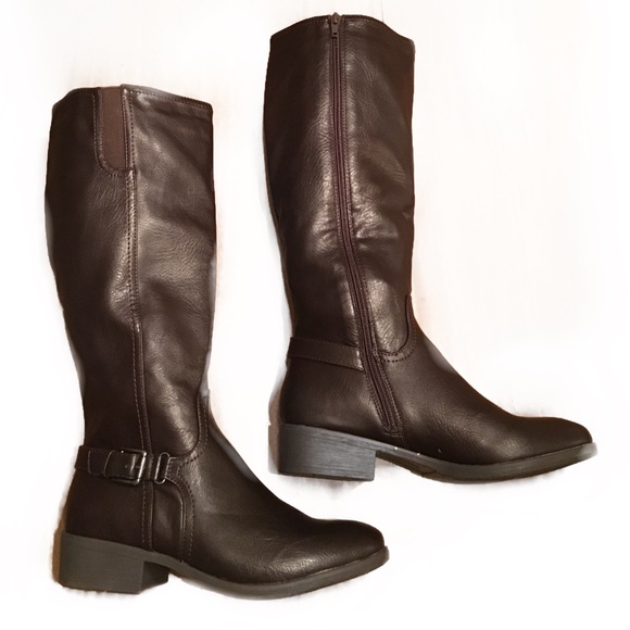 Shoes - ⬇️⬇️NWT Croft&Barrow brown knee high riding boots